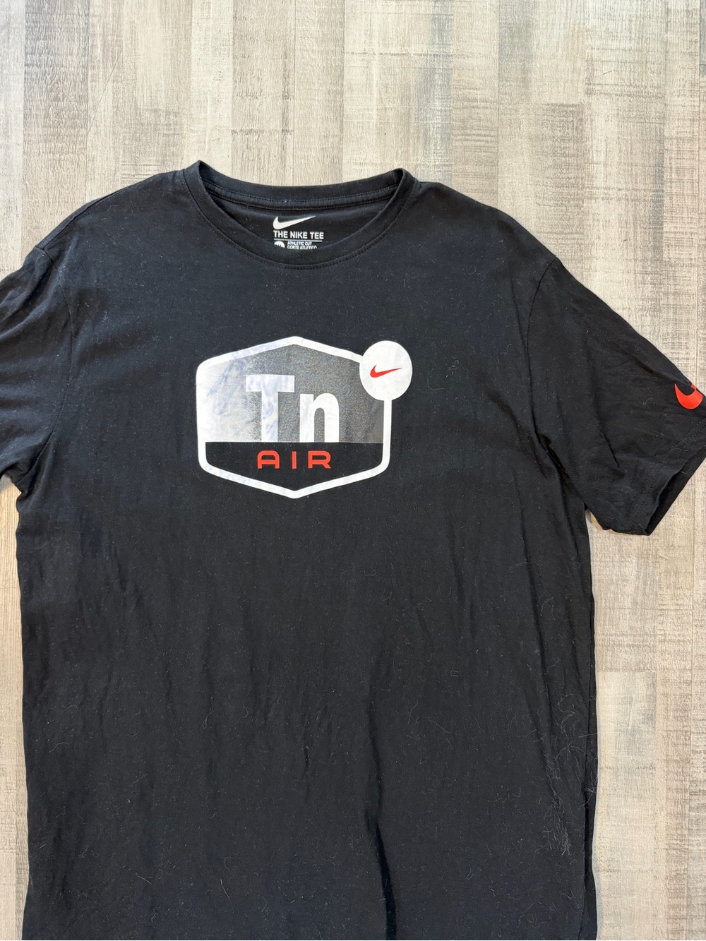 Nike Tn Air Graphic T-Shirt Men’s XL Black Red Short Sleeve Athletic Tee